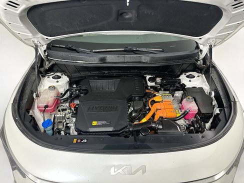 Used 2023 Kia Niro EX FWD image 29