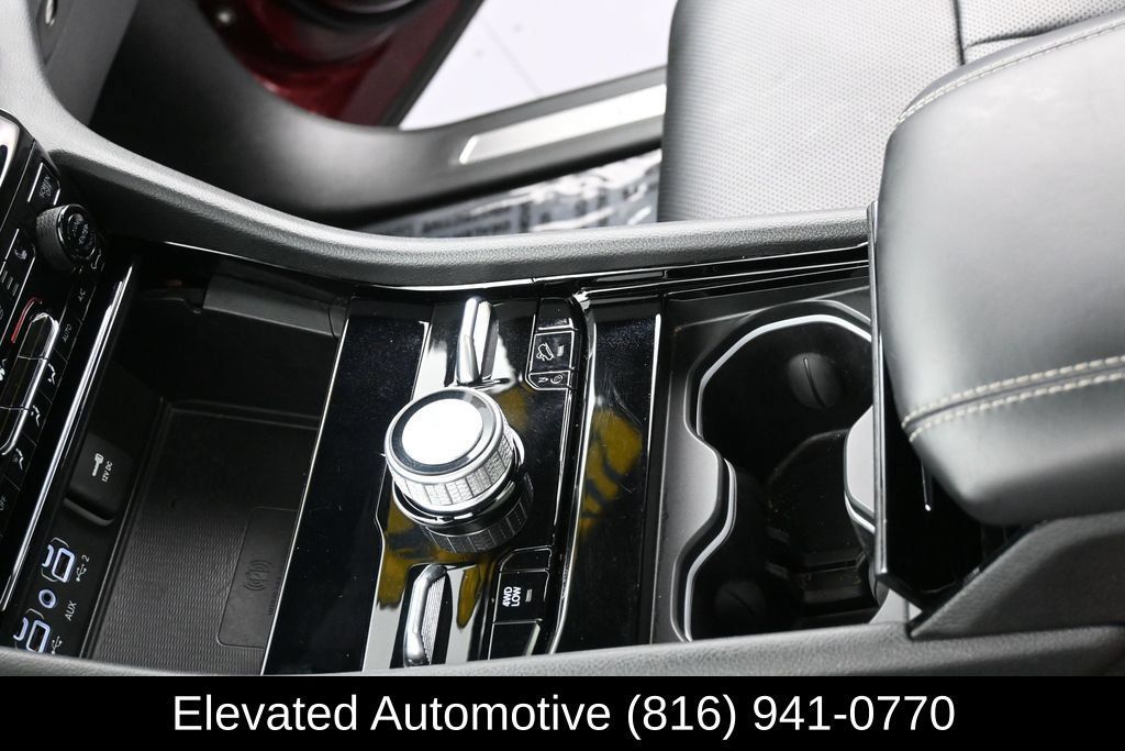 Used 2025 Jeep Grand Cherokee Overland w/ Adv Protech Group III AWD/4WD image 22