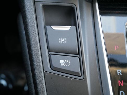 Used 2017 Honda CR-V LX image 32