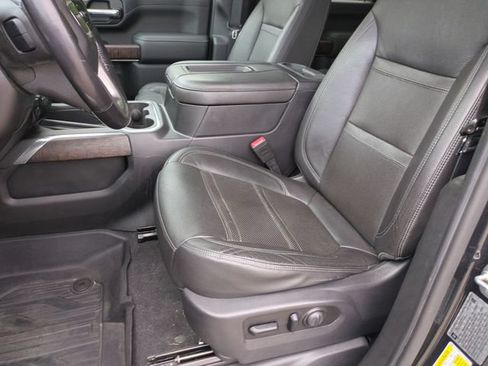Used 2020 GMC Sierra 2500 Denali w/ Denali Ultimate Package AWD/4WD image 12