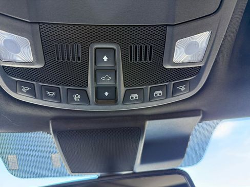Used 2022 Ford F250 Platinum AWD/4WD image 37