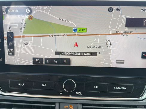 Used 2023 Nissan Altima 2.0 SR FWD image 7