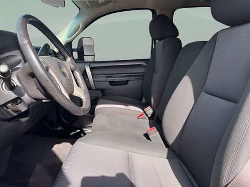 Used 2011 Chevrolet Silverado 2500 LT image 15