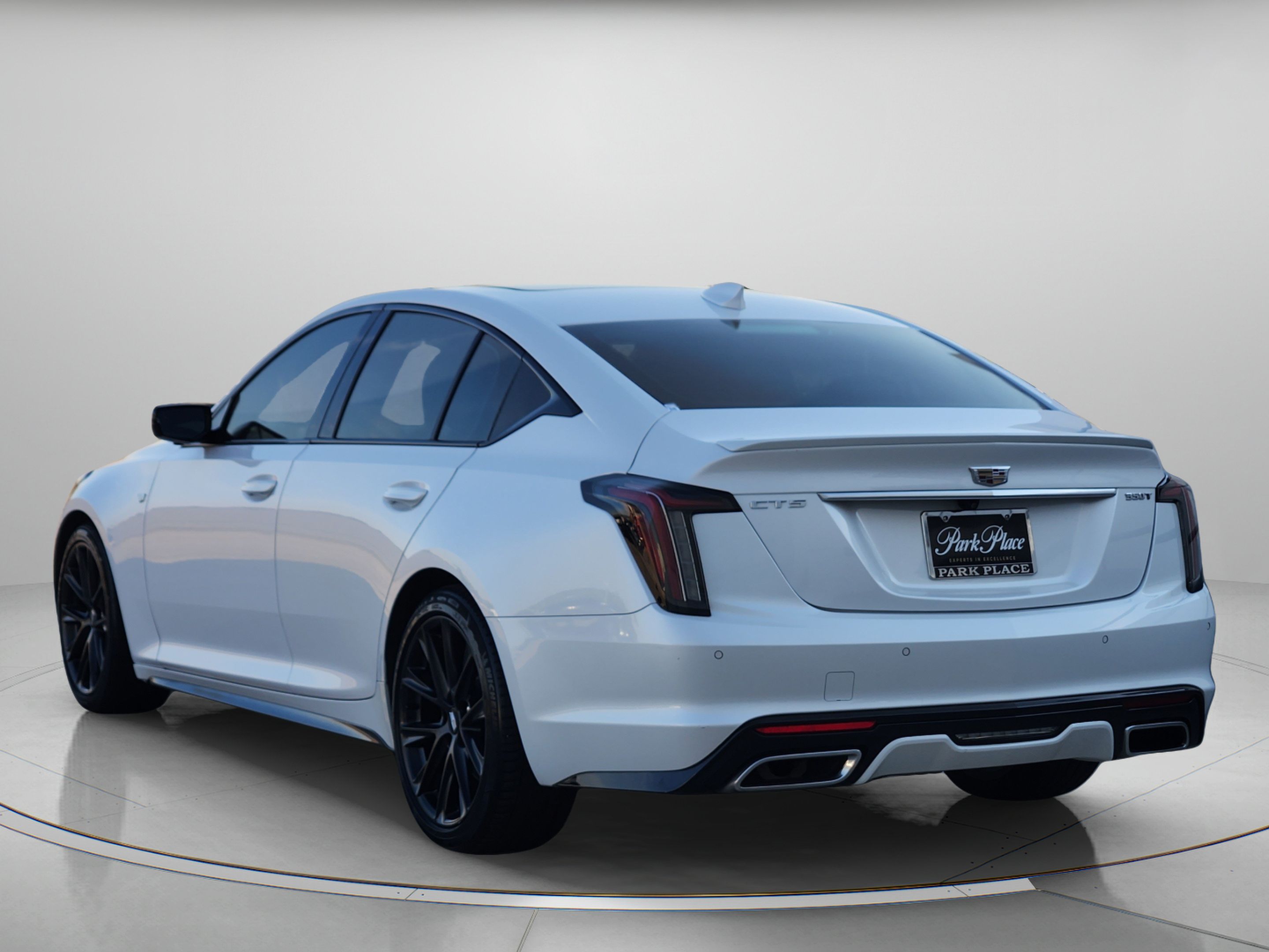 Used 2022 Cadillac CT5 Sport w/ Climate Package RWD image 3