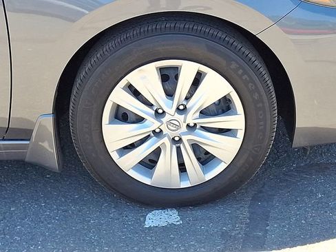 Used 2025 Nissan Sentra S FWD image 26