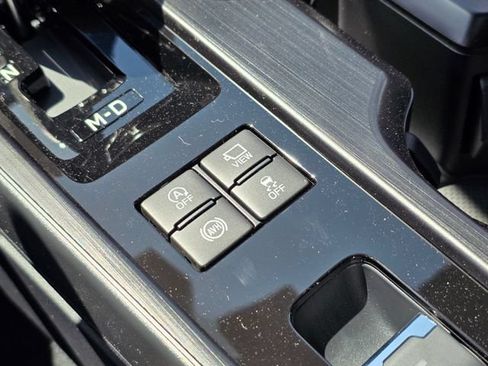 New 2026 Subaru Outback Touring AWD/4WD image 39