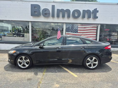 Used 2013 Ford Fusion SE FWD image 6
