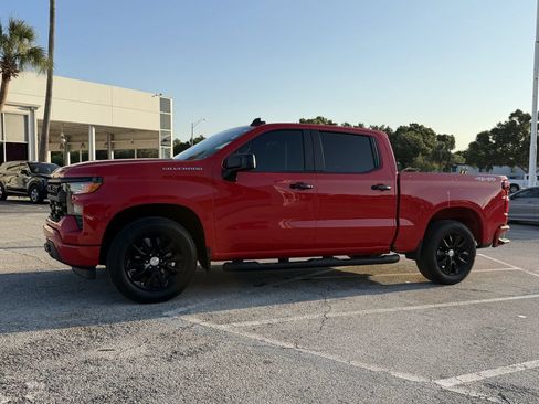 Used 2024 Chevrolet Silverado 1500 Custom AWD/4WD image 9