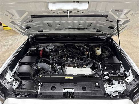 Certified 2025 Toyota Tacoma SR image 12
