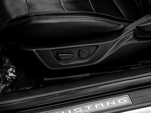 Used 2020 Ford Mustang Premium RWD image 39
