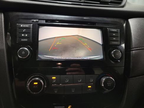 Used 2020 Nissan Rogue S AWD/4WD image 20