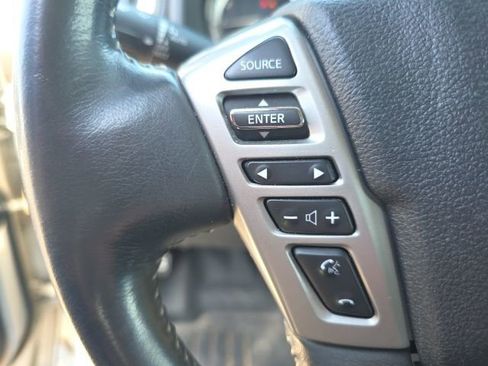Used 2017 Nissan Titan PRO-4X image 14