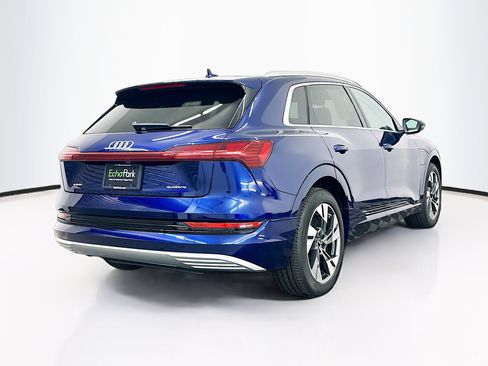 Used 2022 Audi e-tron Premium AWD/4WD image 9