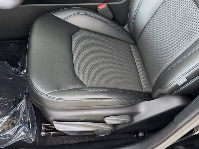 New 2026 Jeep Compass Latitude AWD/4WD image 18