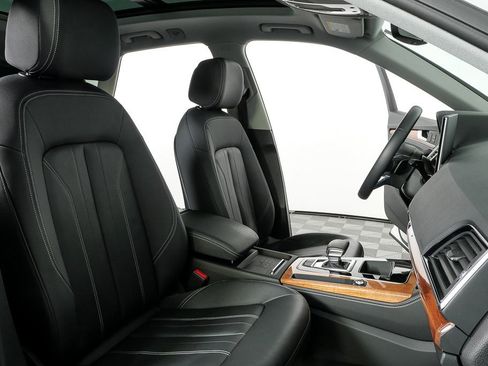 Used 2021 Audi Q5 2.0T Premium Plus w/ Premium Plus Package image 21