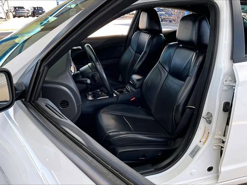 Used 2016 Dodge Charger SXT w/ Plus Group image 8