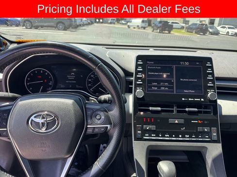 Used 2019 Toyota Avalon XSE w/ All Weather Liner Package FWD image 8