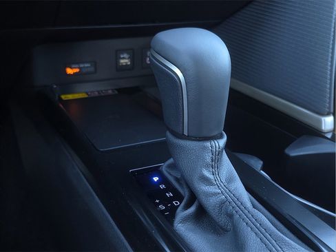 New 2026 Toyota Camry SE image 18