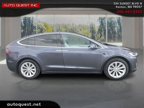 Used 2021 Tesla Model X Long Range AWD/4WD image 4