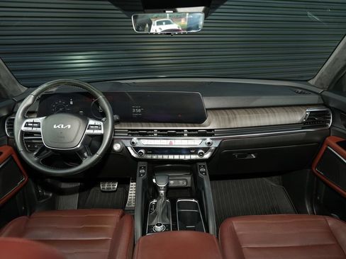 Used 2023 Kia Telluride SX Prestige AWD/4WD image 26