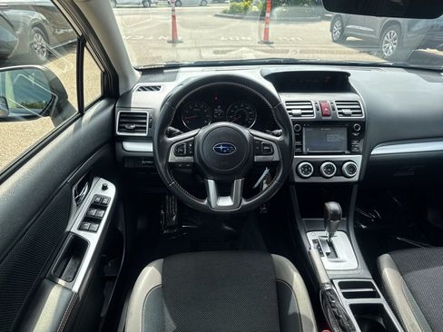 Used 2017 Subaru Crosstrek 2.0i Premium AWD/4WD image 12
