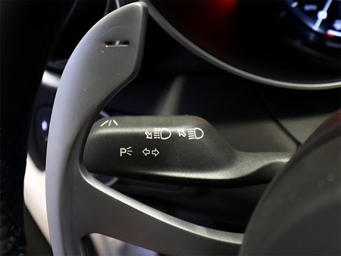 New 2025 Alfa Romeo Giulia AWD image 39