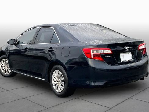 Used 2013 Toyota Camry LE FWD image 12