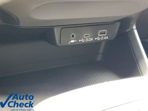 Used 2024 Subaru Crosstrek 2.0i Premium AWD/4WD image 29