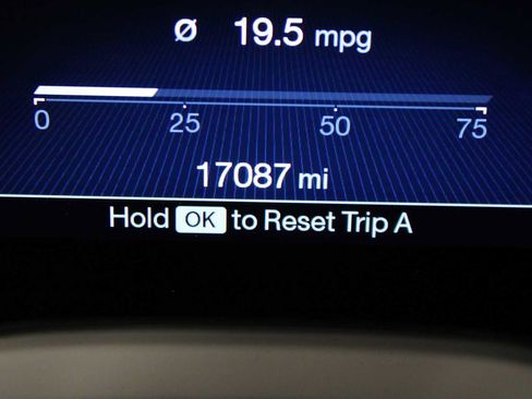 Used 2023 Maserati Grecale Modena image 40