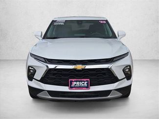 Used 2025 Chevrolet Blazer LT FWD video 2