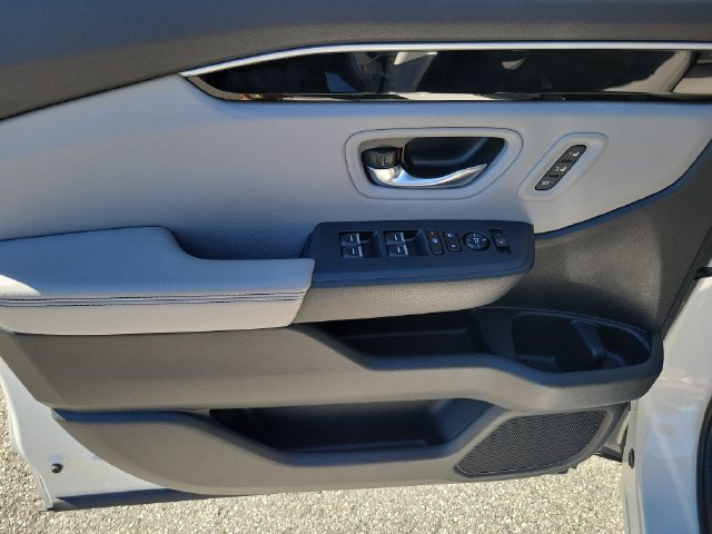 Used 2025 Honda Pilot EX-L image 8