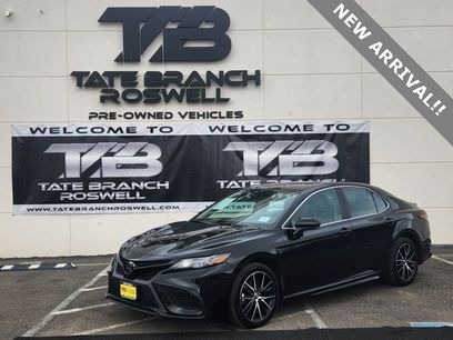Used 2024 Toyota Camry SE