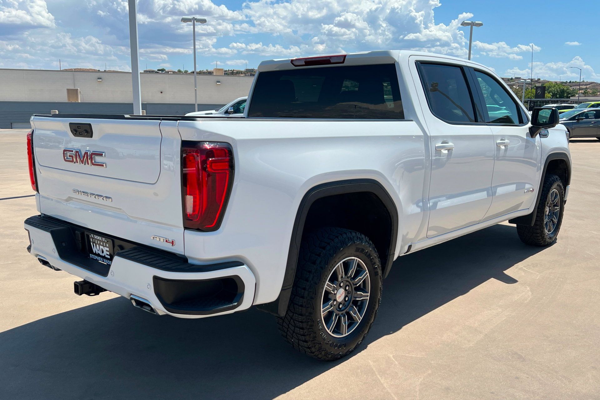 Used 2025 GMC Sierra 1500 AT4 AWD/4WD image 6