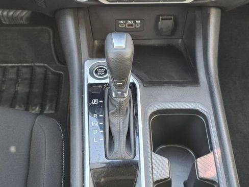 Used 2023 Nissan Sentra SV w/ All-Weather Package FWD image 22