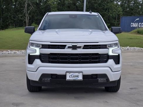 Used 2024 Chevrolet Silverado 1500 RST AWD/4WD image 3