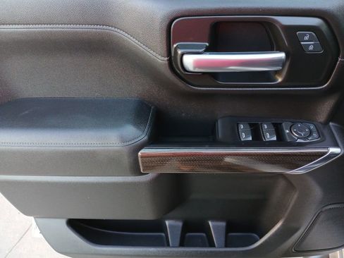 Used 2019 Chevrolet Silverado 1500 LT w/ Texas Edition image 24