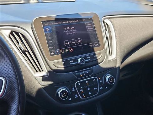 Certified 2022 Chevrolet Malibu LT FWD image 20