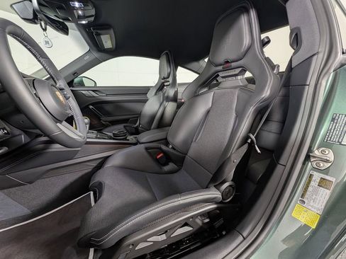 New 2026 Porsche 911 GT3 image 5