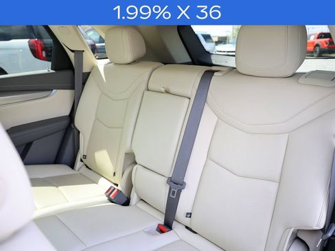 Used 2021 Cadillac XT5 Premium Luxury w/ LPO, Floor Liner Package AWD/4WD image 39