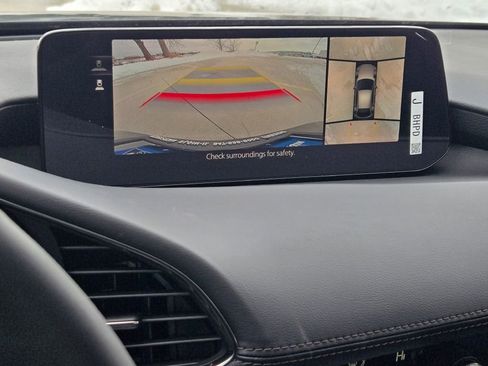 New 2026 MAZDA MAZDA3 Hatchback w/Premium Plus Pkg image 30