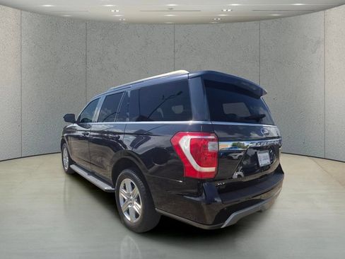 Used 2021 Ford Expedition XLT RWD image 3
