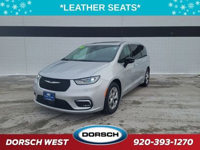 Used 2024 Chrysler Pacifica Limited