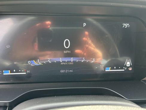 Used 2022 Jeep Grand Cherokee L Laredo AWD/4WD image 17