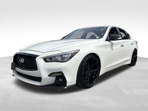Used 2018 INFINITI Q50 Luxe RWD image 3
