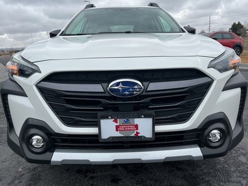 Certified 2025 Subaru Outback Limited image 32