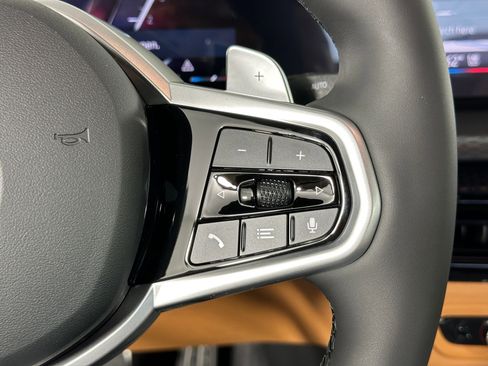 Used 2026 BMW 330i Sedan w/ M Sport Package image 25