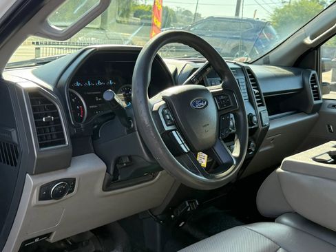 Used 2022 Ford F250 XL w/ Power Equipment Group AWD/4WD image 8
