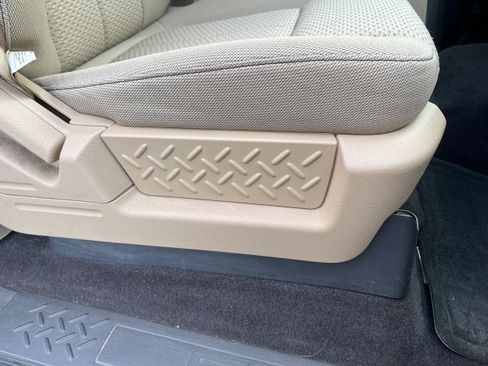 Used 2013 Ford F150 XLT w/ Luxury Equipment Group image 20