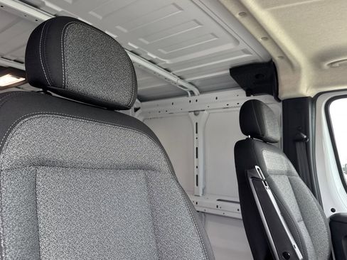 New 2026 RAM ProMaster 1500 w/ Quick Order Package 22G SLT image 15