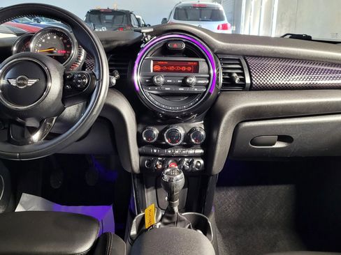 Used 2015 MINI Cooper S image 21
